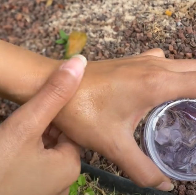 Cougex™ Arthritis Massage Gel with Turmeric & Emu Oil image Cougex™ Arthritis Massage Gel with Turmeric & Emu Oil